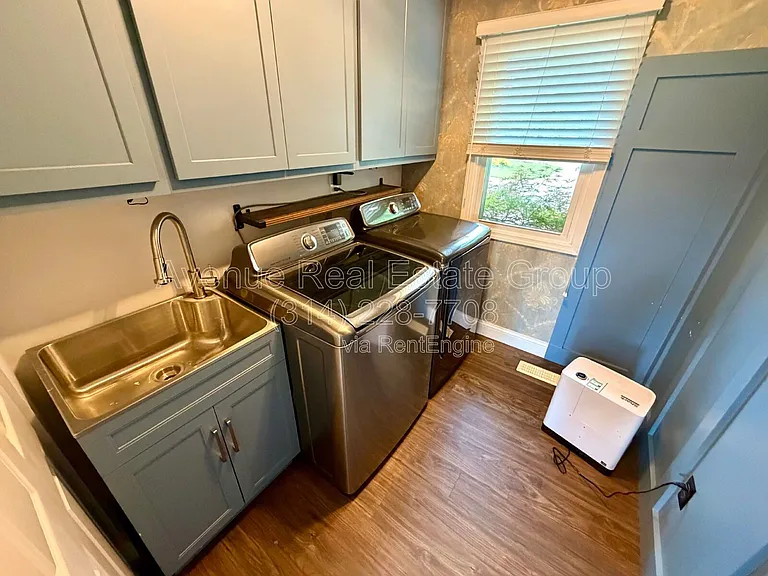15812 Cedarmill Dr — Photo 23