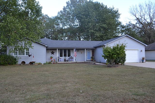 1st image of 830 Kody Alan Dr