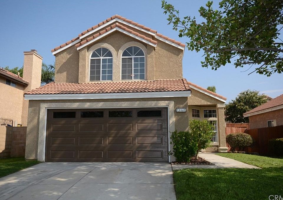 1st image of 13642 Kings Canyon Ct