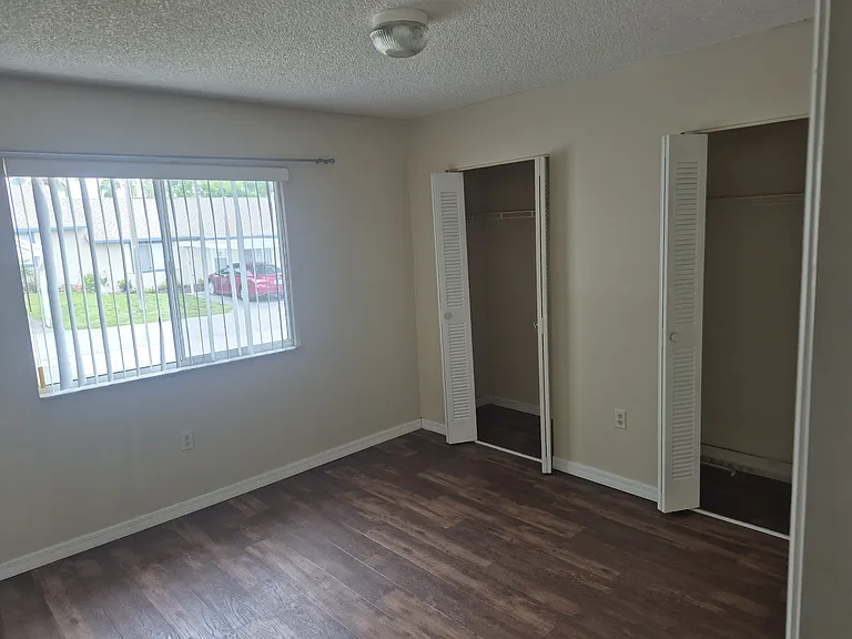 244 Winter Ridge Blvd — Photo 6