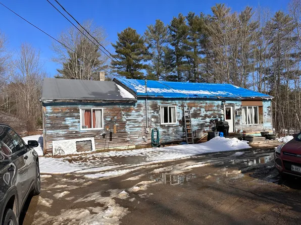 828 E Pittston Road, Pittston, ME 04345