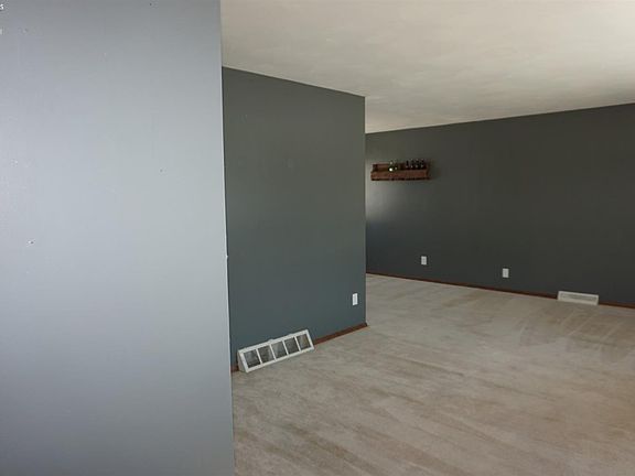 2nd image of 2818 Mulberry Dr