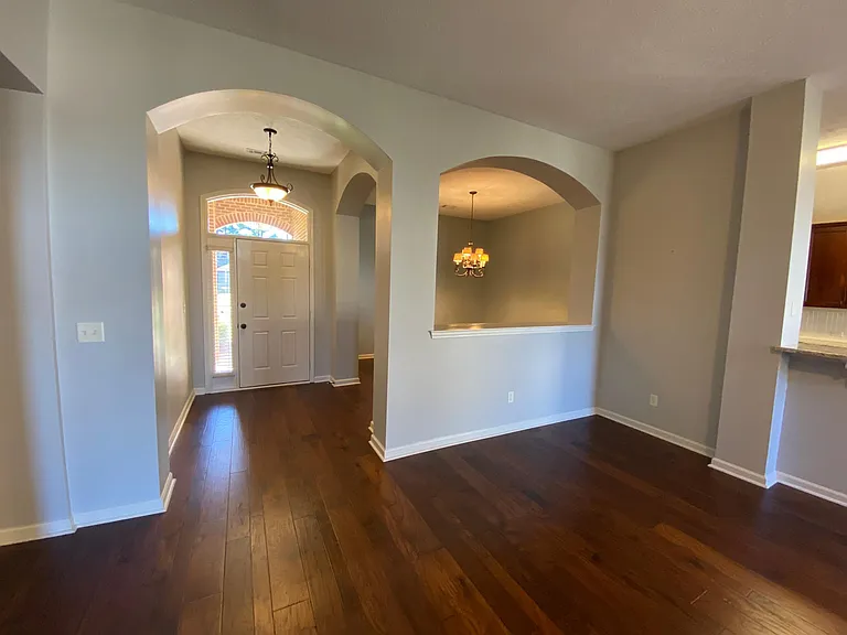 9761 Silver Bell Ct — Photo 10