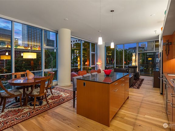 3rd image of 909 5th Avenue #504