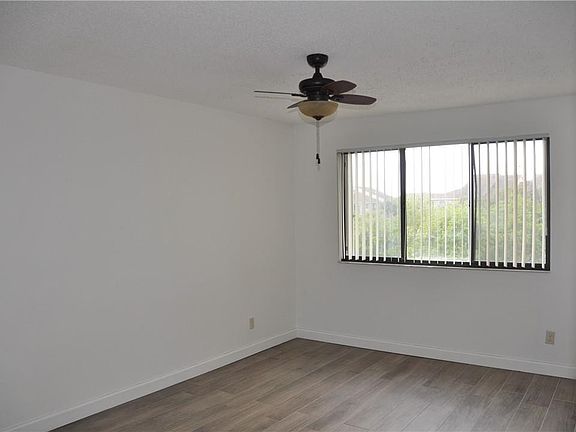 5th image of 9288 W Atlantic Boulevard #1136