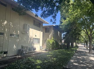 140 Covena Ave APT 12, Modesto, CA 95354