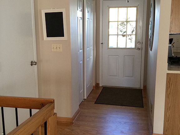 2nd image of 464 Nadine Dr
