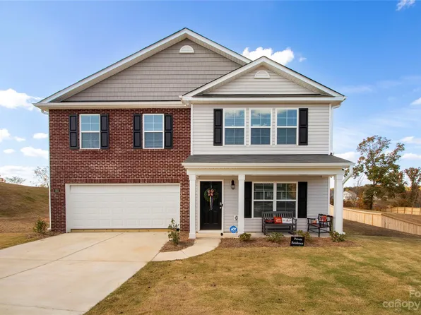 313 Squire Ave, Lexington, NC 27295