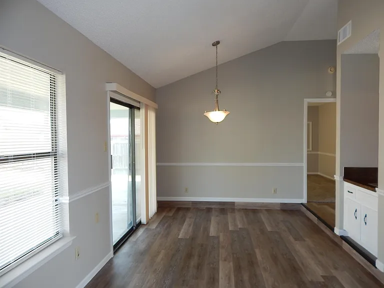 4505 River Oaks Dr — Photo 7