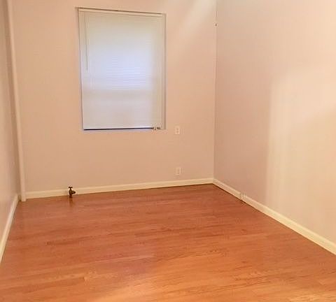 4th image of 2168 35th St APT 1A