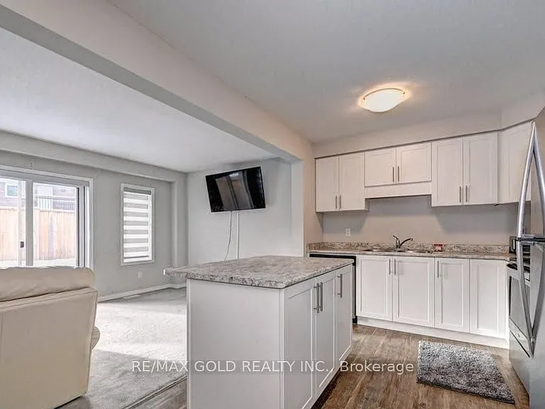 50 Pinnacle Dr #35 — Photo 9