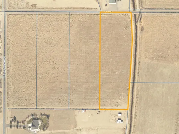 613 Day Ln, Wellington, NV 89444