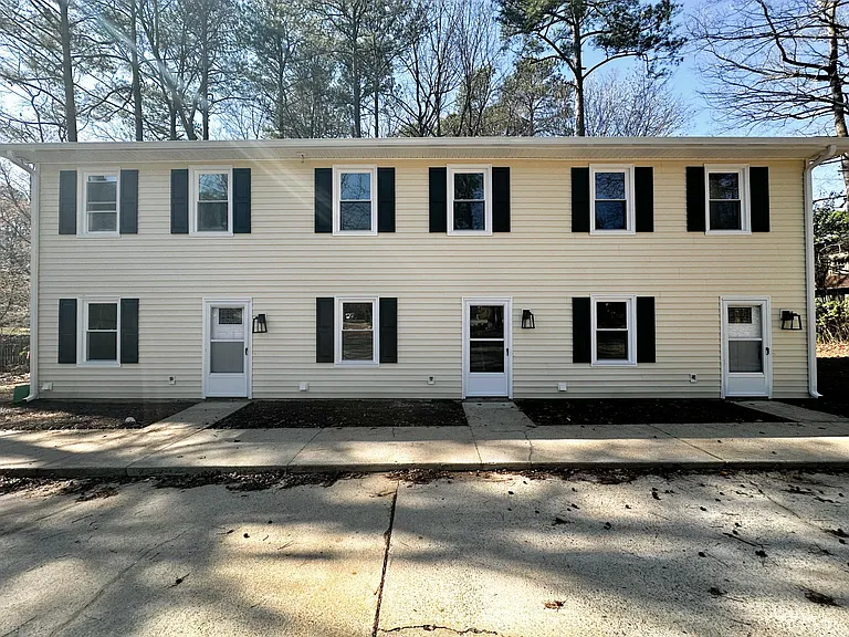 102 Stowe Pl #B — Photo 9