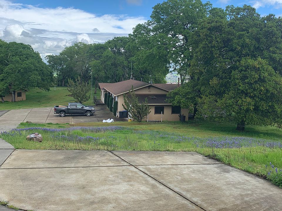 1st image of 4005 Sleepy Hollow Ln