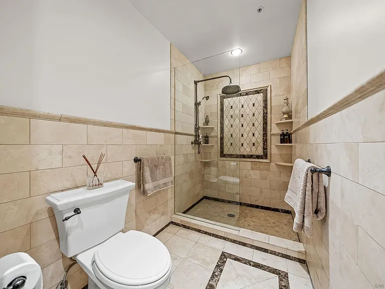 120 C Ave #206 — Photo 29