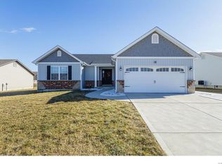 82 Brookshire Creek Dr, Wentzville, MO 63385