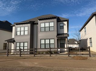 3048 Stillwater Ln, Oxford, MS 38655