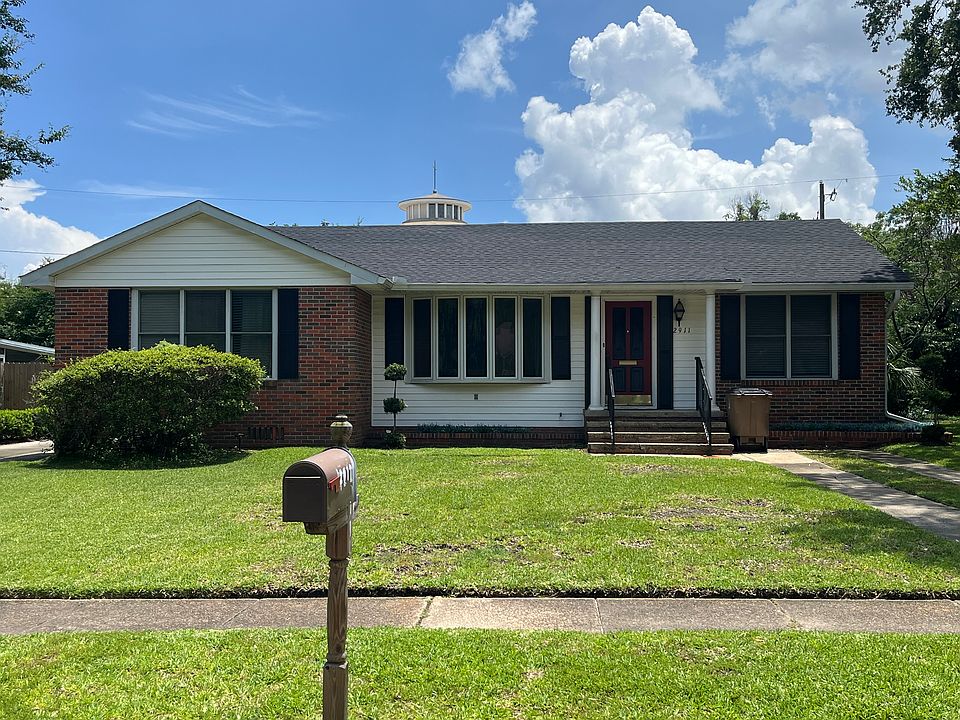 1st image of 2911 Thornhill Dr