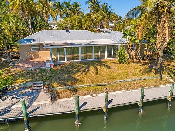 3rd image of 2195 Sheepshead DR
