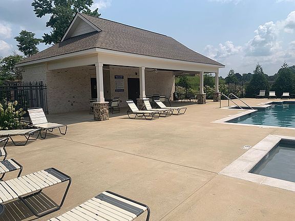 5th image of 11189 Persinger Cir