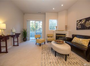 2010 132nd Ave SE APT 104, Bellevue, WA 98005