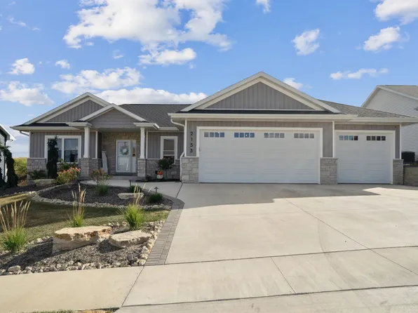 2153 Jo Ann Dr, Asbury, IA 52002