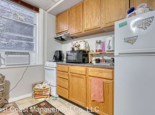 926 N Calvert St APT 2, Baltimore, MD 21202