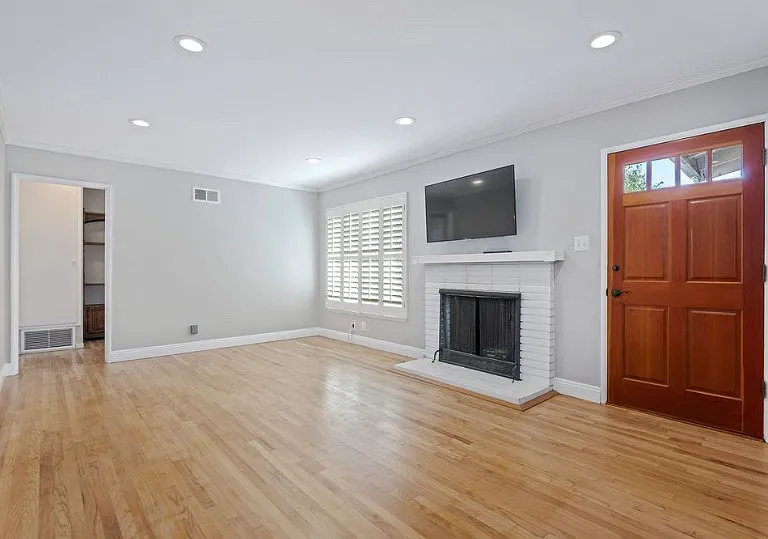 691 Ardmore Dr — Photo 17