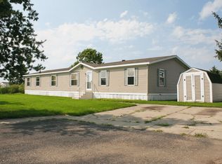 3 Blue Spruce Ln, Flint, MI 48506