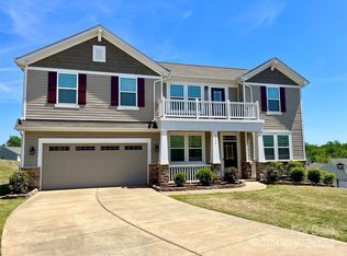 9534 Silverdale Ln, Charlotte, NC 28269