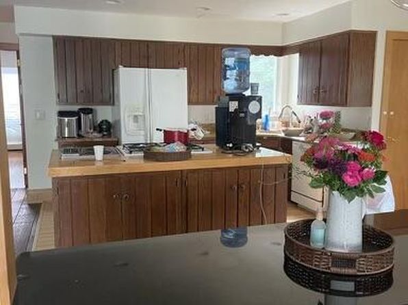 7 Slocum Pl