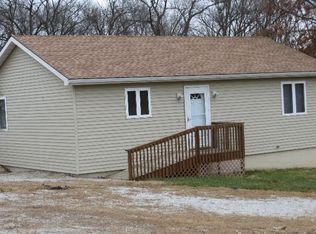 12711 S Ridge Dr, Liberty, MO 64068