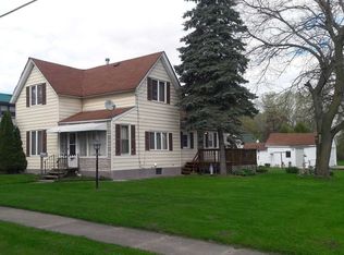 219 5th Ave SW, Oelwein, IA 50662