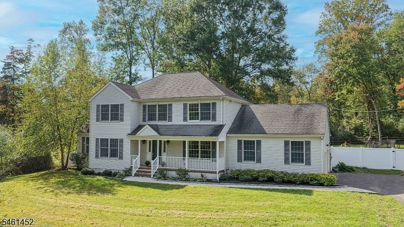 1st image of 75 Byram Kingwood Rd
