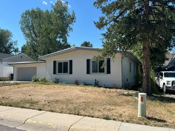 118 Valley Dr, Casper, WY 82604
