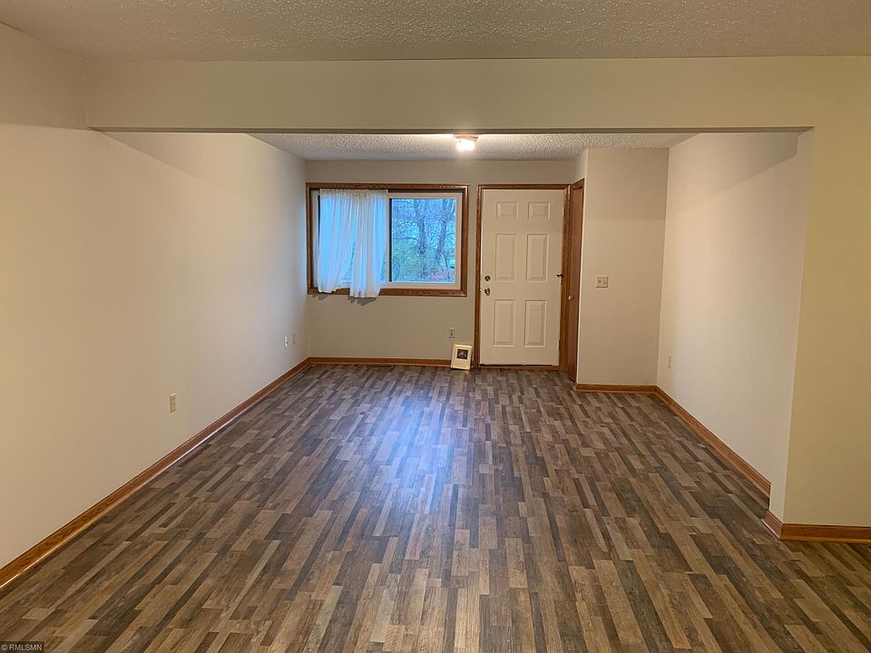 1st image of 1625 Stieger Lake Ln #103