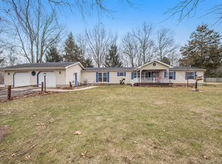 24359 Oak St, Edwardsburg, MI 49112