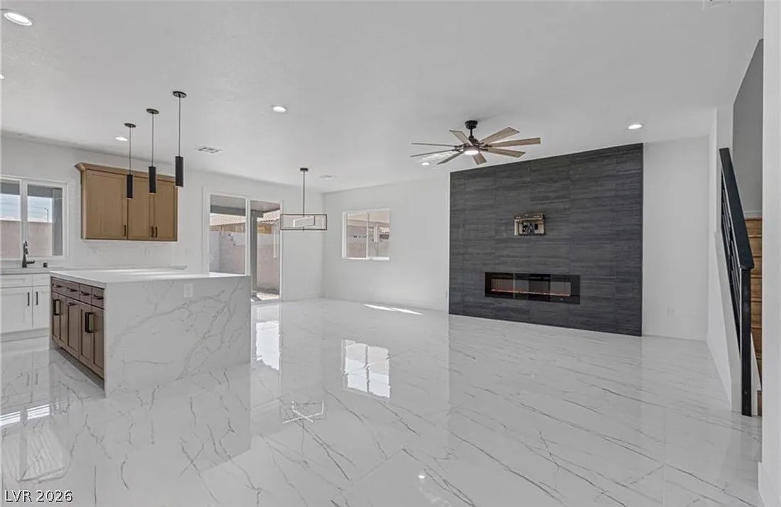 Building Photo - 4035 Welter Ave
