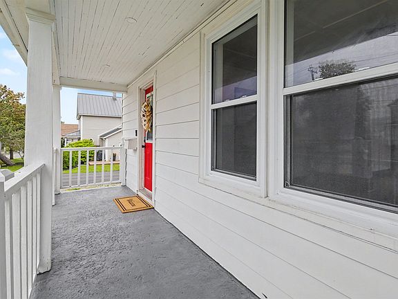 3rd image of 3481 Ellsworth Ave