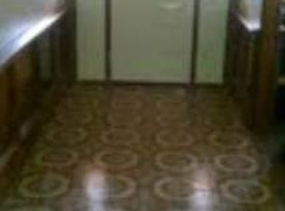 4477 Crow Rd, Graceville, FL 32440