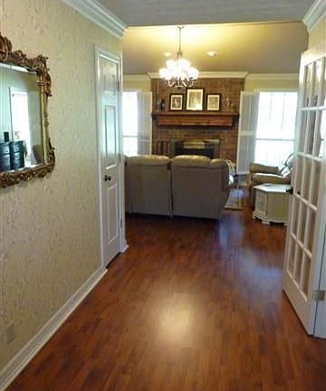 2nd image of 121 Baldridge Dr