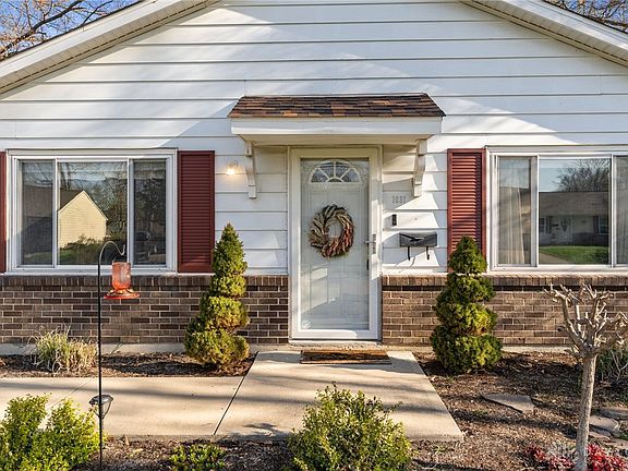 5th image of 1031 Londonderry Dr