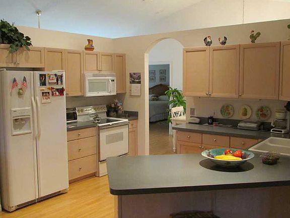 5th image of 3010 10th Pkwy