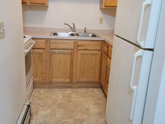 5th image of 233 N College St #12811603