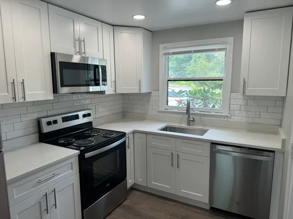 (undisclosed Address), Worcester, MA 01606
