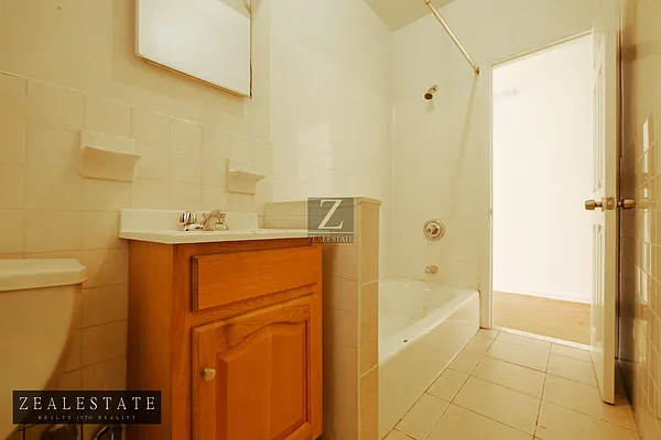 Rented by ZealEstate Group Inc | media 23