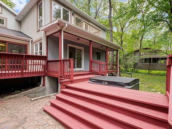 5th image of 701 Glenwood Ct
