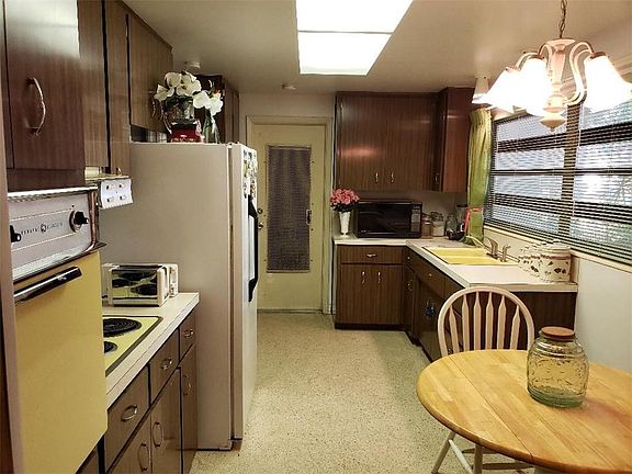 3rd image of 6848 18th St S