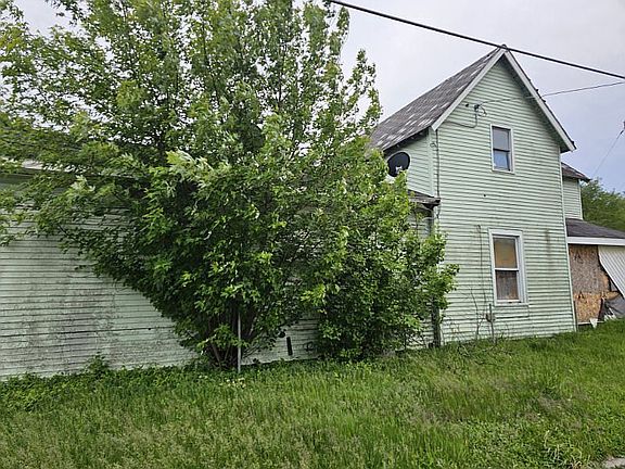 2nd image of 2201 S Brownlee St