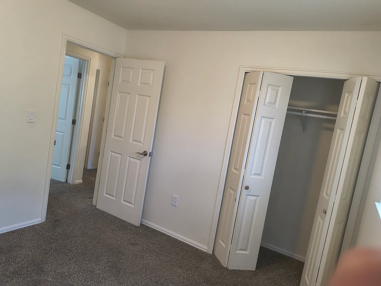 218 Lark St — Photo 4